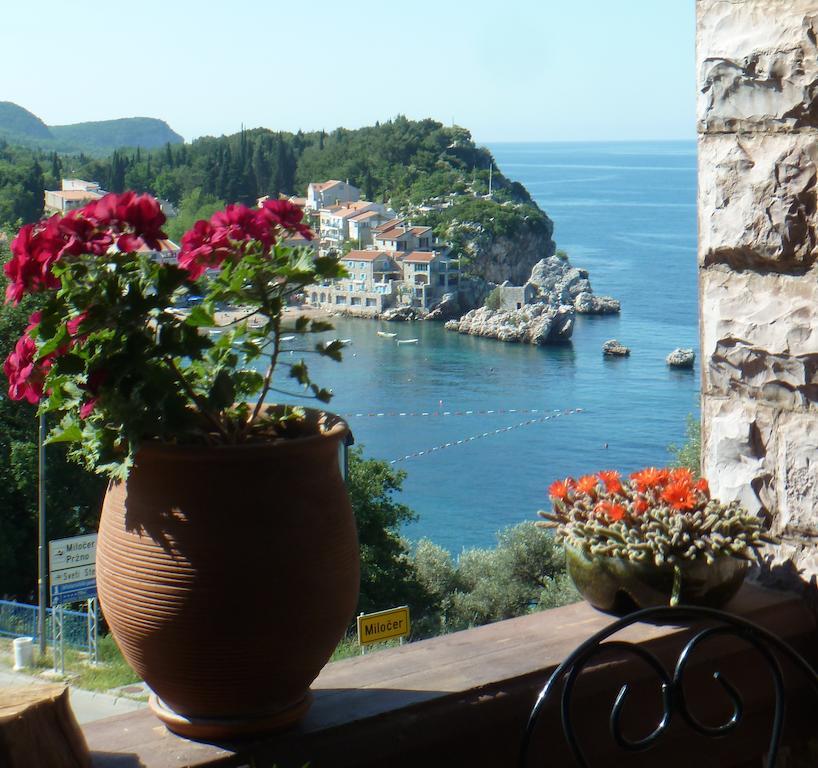 Villa Sara Guesthouse Sveti Stefan Eksteriør billede