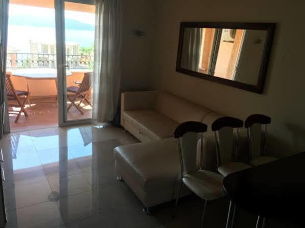 Villa Sara Guesthouse Sveti Stefan Eksteriør billede